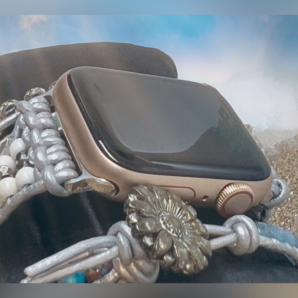 Apple Watch SE w/Beautifully Hand-beaded Boho Wrap Strap - Picture 7 of 7